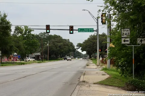 707 Commerce